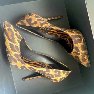 NWT DOLCE & GABBANA HEELS